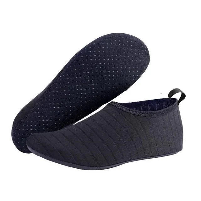 AquaFlex Unisex Water Shoes - Quick-Dry Beach Yoga Swim Socks - MANDOTOS