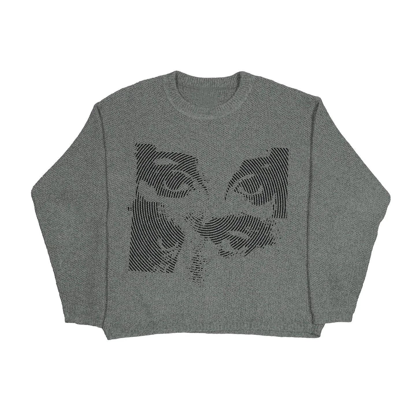 Mandotos women's autumn and winter sweater in cozy knit, featuring warm tones and a stylish relaxed fit.