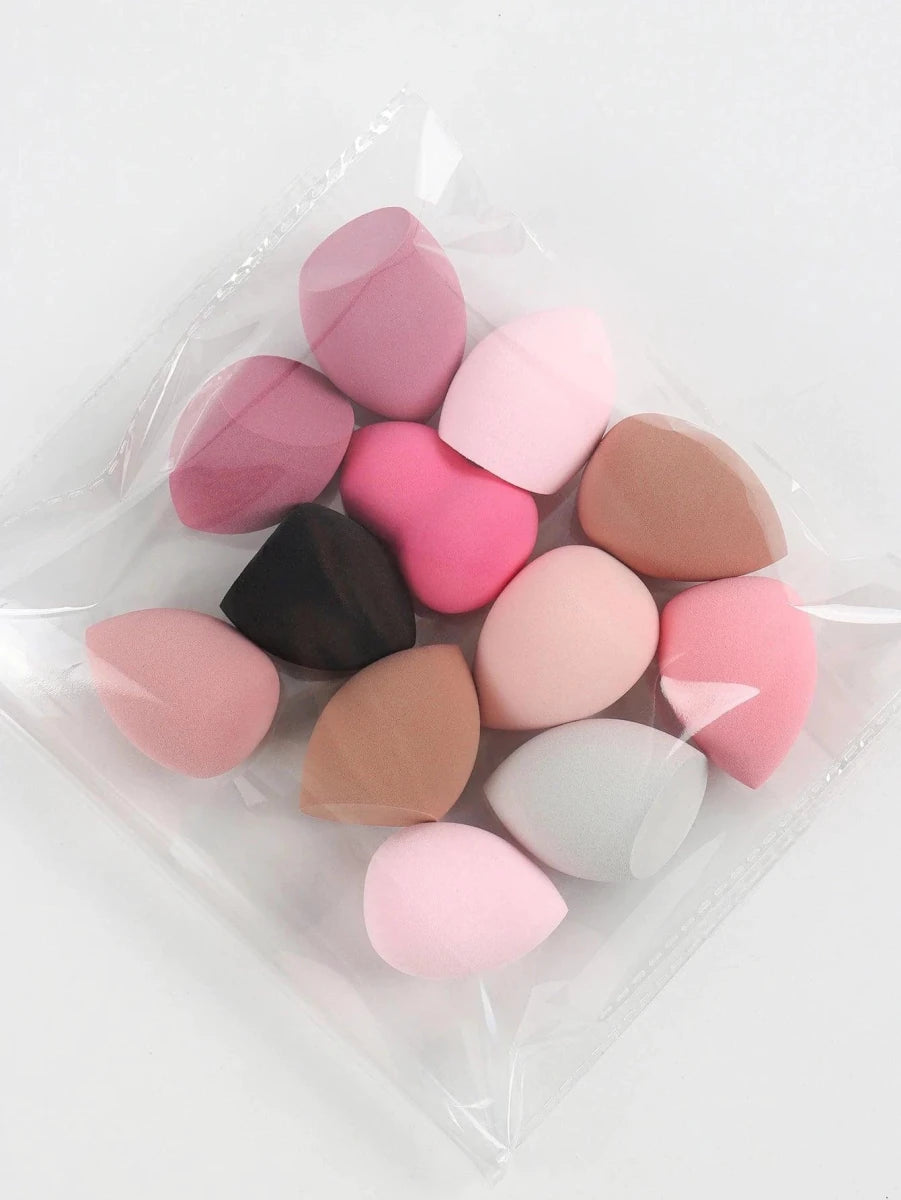 Mandotos beauty sponge set with 6 to 60 foundation mixing puffs, soft, versatile makeup applicators for flawless foundation blending.