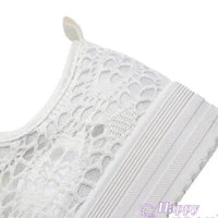 Mandotos women's canvas shoes, Xia Daddy style, featuring casual design and comfortable fit in white with black accents.