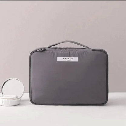 Chic Beauty Bag Organizer - MANDOTOS