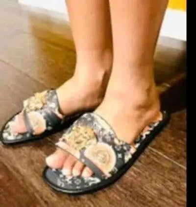 Chic Flat Sandals for Women - MANDOTOS