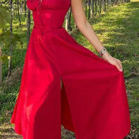 Mandotos chic sleeveless swing midi skirt in lightweight fabric, shown in a stylish relaxed fit with a flowing silhouette.