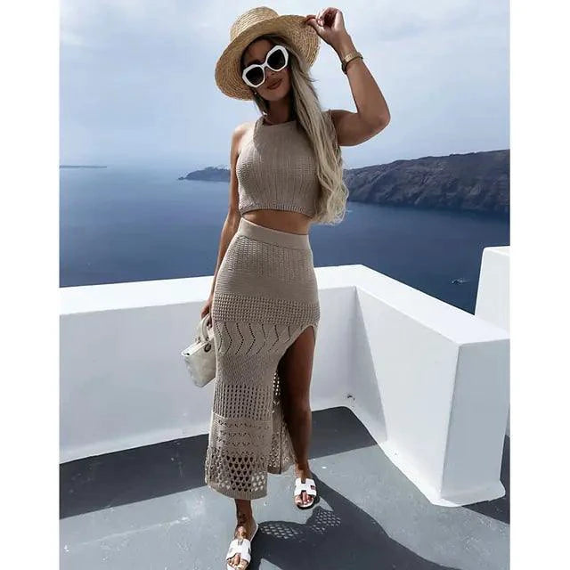 Mandotos Coastal Chic beach knit skirt set featuring a flowy skirt and matching top, perfect for effortless style and comfort by the sea.