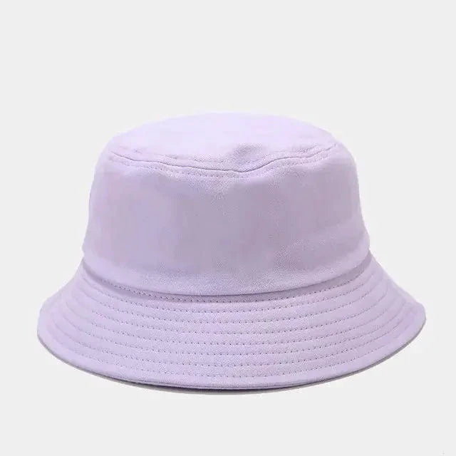 Mandotos portable sun hat with wide brim, lightweight and breathable fabric, designed for sun protection and outdoor comfort.