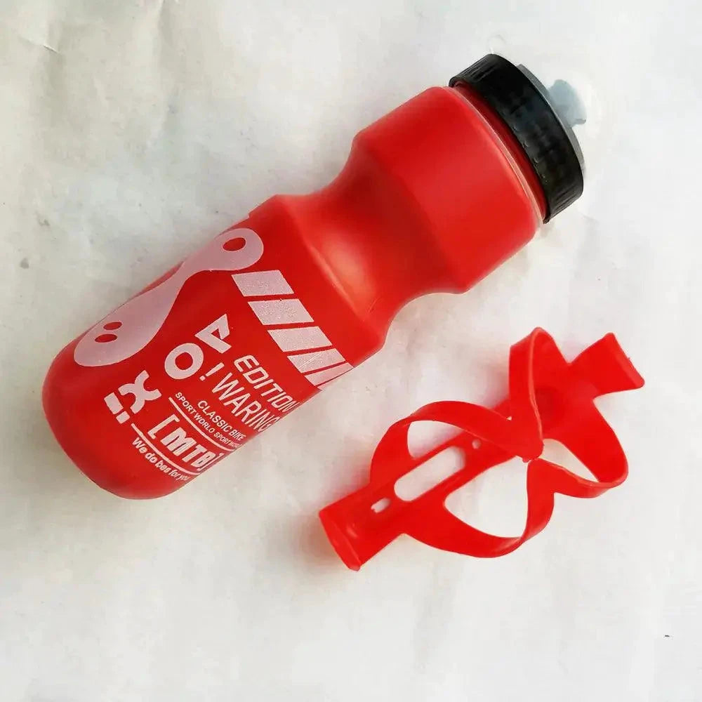 Mandotos cyclist's hydration flask with a sleek design, perfect for staying hydrated during bike rides on the go.