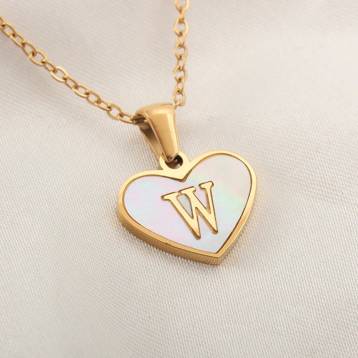 26 Letter Heart-shaped Necklace White Shell Love Clavicle Chain Fashion Personalized Necklace For Women Jewelry Valentine's Day - MANDOTOS