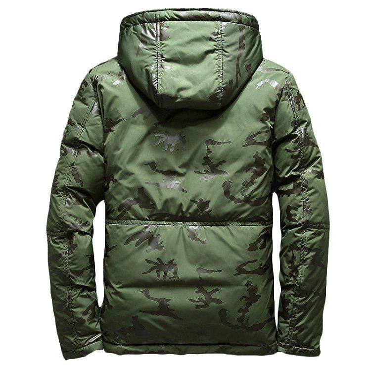 Mandotos camouflage men's hooded winter parka with slim fit, windproof and warm for casual outdoor adventures.