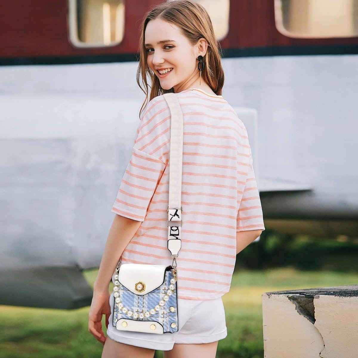 Fashion Women'S Crossbody Bag Girl'S Cute Princess Wallet Classic Shoulder Bag Summer Pearl Chain Phone Bag - MANDOTOS