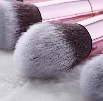 LuxeGlow Laser Makeup Brush Set - Flawless Precision for Radiant Beauty - MANDOTOS