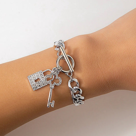 Thick Chain Lock and Key Pendant Necklace - Trendy Fashion Jewelry - MANDOTOS