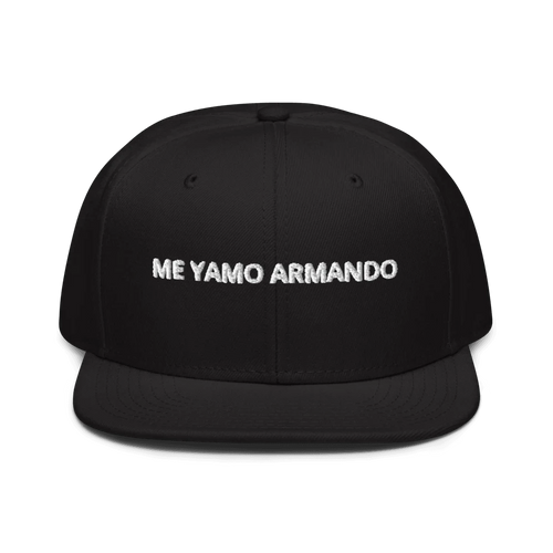 Mandotos DreamFit Snapback hat in style 125-978, featuring a structured brim and adjustable strap, black and white color design.