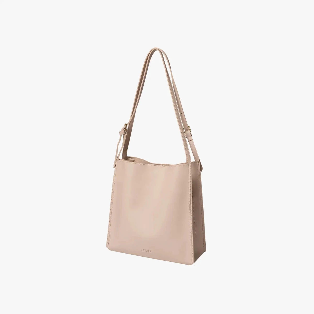Mandotos eco-friendly vegan leather tote bag with stylish, sustainable design, featuring spacious interior and durable handles.