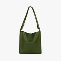 Mandotos eco-friendly vegan leather tote bag with stylish and sustainable design, featuring spacious interior and durable handles.