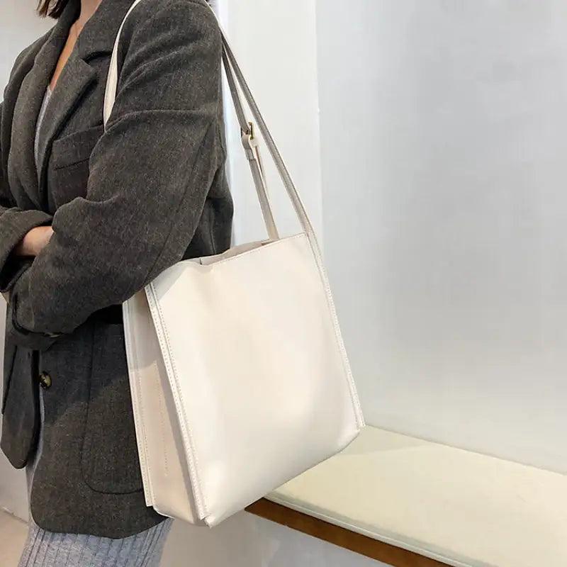 Olives Vegan Leather Tote - MANDOTOS