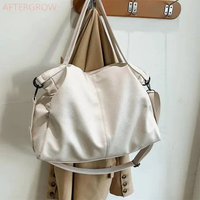 Elegant Leather Carryall - MANDOTOS