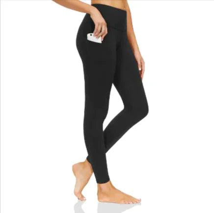 Mandotos FlexiForm high-waist fitness leggings shown on a model, featuring a snug fit and stretchy fabric for active wear.
