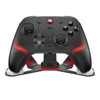 Mandotos GameSir Cyclone 2 wireless Bluetooth controller for Nintendo Switch, iPhone, and Android with Hall Effect joystick.