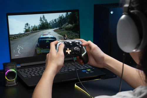 MANDOTOS GameSir Kaleid Xbox wired controller with Hall Effect joystick for Xbox Series X, Series S, and Xbox One console gaming.