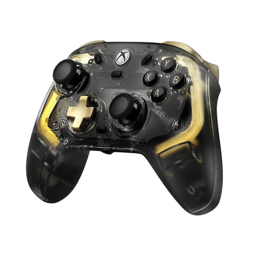 Mandotos GameSir Kaleid wired Xbox controller with Hall Effect joystick for Xbox Series X, Series S, and Xbox One consoles.