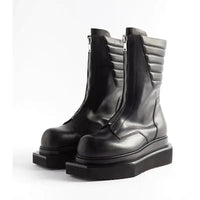 Mandotos genuine leather men's boots featuring a classic design and sturdy construction, perfect for casual or formal wear.