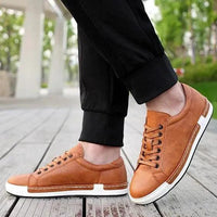 Mandotos handmade men's casual trainer shoes with closed toe, stylish and comfortable for everyday wear.