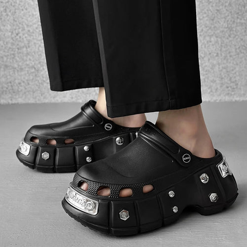 Men's rivet design beach sandals by MANDOTOS INTERNATIONAL in size 36-45, featuring durable straps and casual summer style.