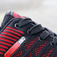 Mandotos men's casual outdoor shoes, breathable work shoes with comfortable design and sturdy sole for everyday wear.