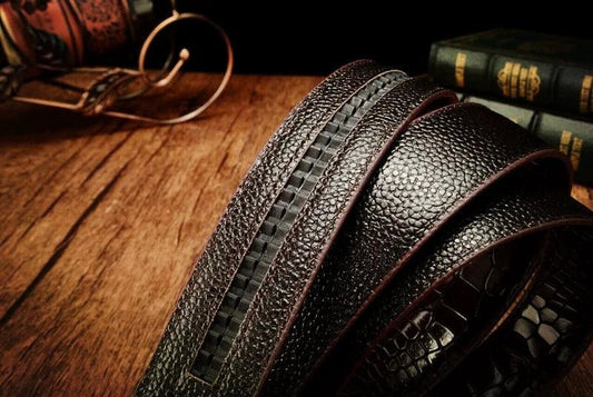 Men's leather belt with automatic buckle featuring a leopard sports car design, by MANDOTOS.