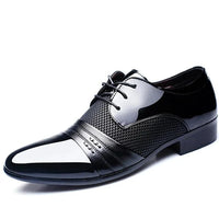 Mandotos men's formal shoes in black leather with sleek design and lace-up closure, suitable for business or formal occasions.