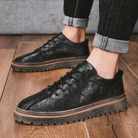 Mandotos men's spring shoes with breathable design and casual style, featuring comfortable soles and modern appearance.