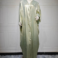 Mandotos Muslim robe abaya in black with elegant flowing fabric and wide sleeves, traditional modest dress for women.