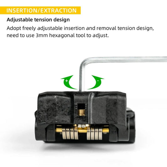 Mandotos ONIRII PD-06 carbon lock pedals for cycling, featuring lightweight design and secure locking mechanism.