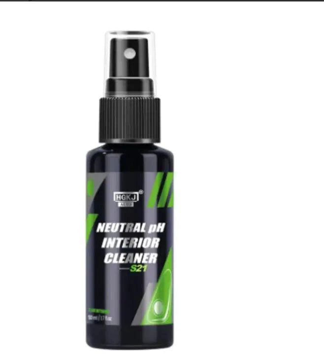 Mandotos Rapid Shine Leather Revitalizer bottle showing the product label and a smooth leather surface.