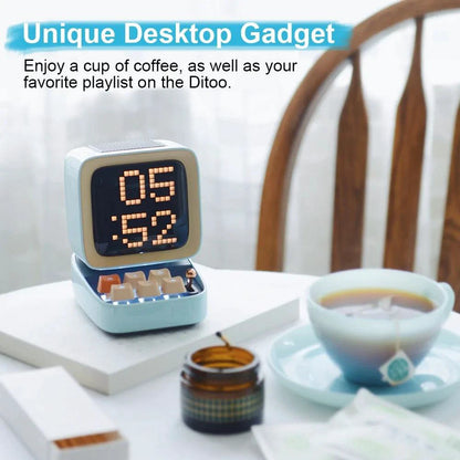 Retro Pixel Art Bluetooth Speaker and Alarm Clock - MANDOTOS