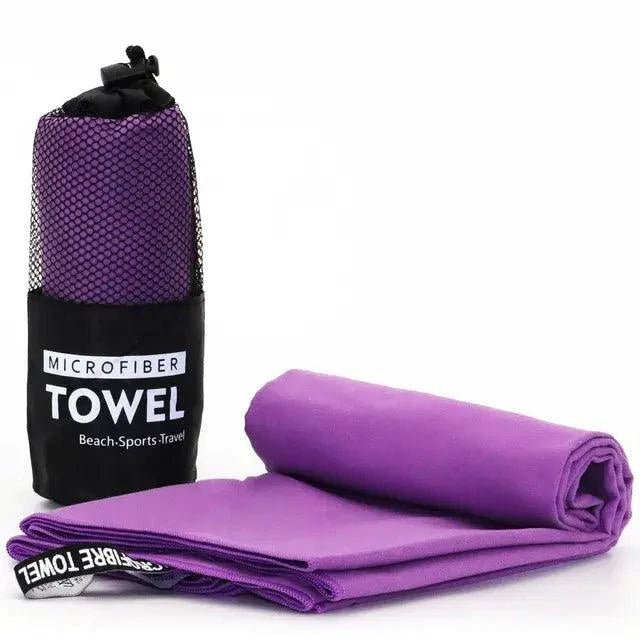 Mandotos Speedy Absorb Microfiber Towel spread out, showcasing soft, lightweight fabric ideal for quick-drying and travel use.