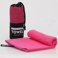 Mandotos Speedy Absorb Microfiber Towel spread out, showing soft, lightweight, quick-drying fabric ideal for travel and outdoor use.