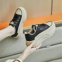 Mandotos stylish orthopedic shoes with supportive design and comfortable fit, suitable for daily wear and foot health.