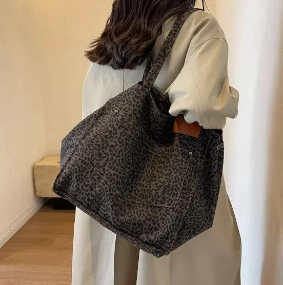 Urban Leopard Canvas Tote - MANDOTOS