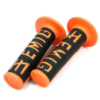 Mandotos UrbanCycle lock-on bike grips with ergonomic design and secure mounting for comfortable riding.