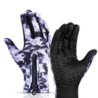 Mandotos WarmRide Touch Gloves in black, featuring touchscreen-friendly fingertips for comfortable winter wear.
