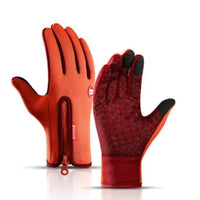 Mandotos WarmRide Touch Gloves in black, made for cold weather, featuring touchscreen-compatible fingertips and comfortable fit.