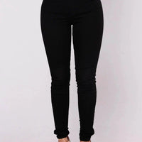 Mandotos women’s high waist stretch denim skinny jeans with full length, solid color, hip lift design, slim fit, and bleach effect.