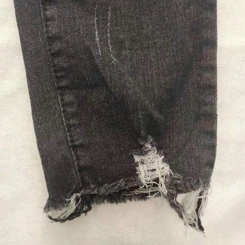 Mandotos brushed denim cargo pants for women, featuring a stretchy, stylish, and versatile fit with functional side pockets.