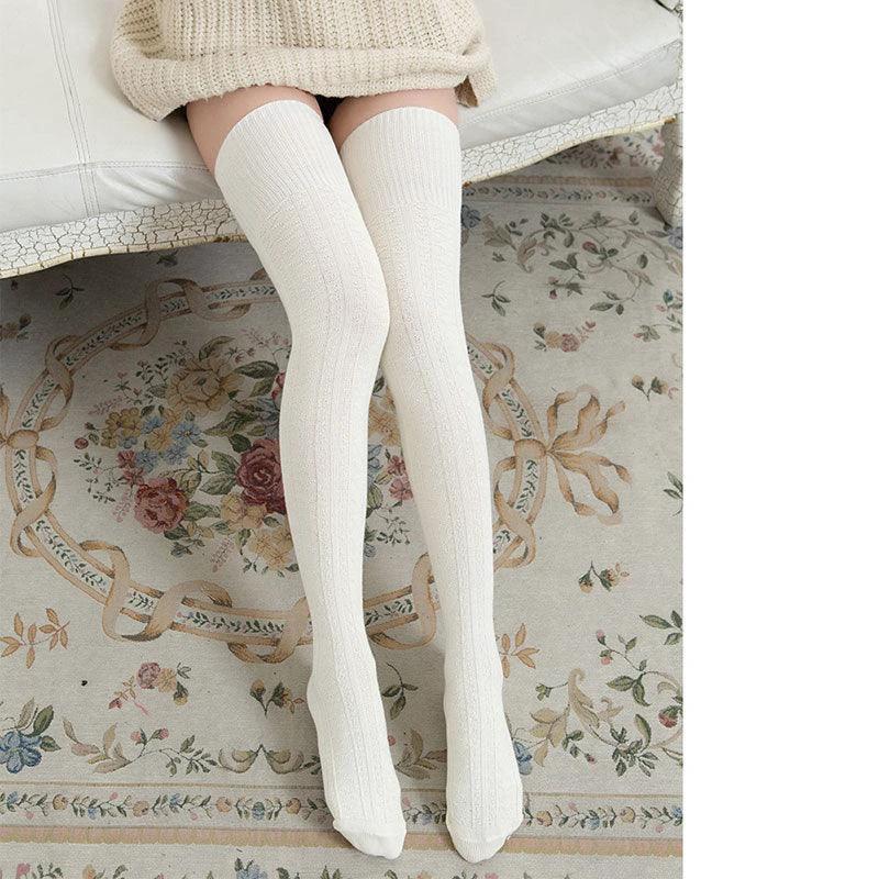 Women's Fashion Solid Color Warm Knee-high Socks - MANDOTOS