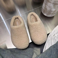 Women's retro fleece-lined platform shoes by MANDOTOS with chunky heel and stylish design, perfect for casual or retro fashion.