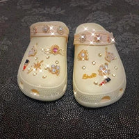 Mandotos women’s slippers shoes clogs with open back, cozy slip-on design, lightweight and comfortable for casual wear.