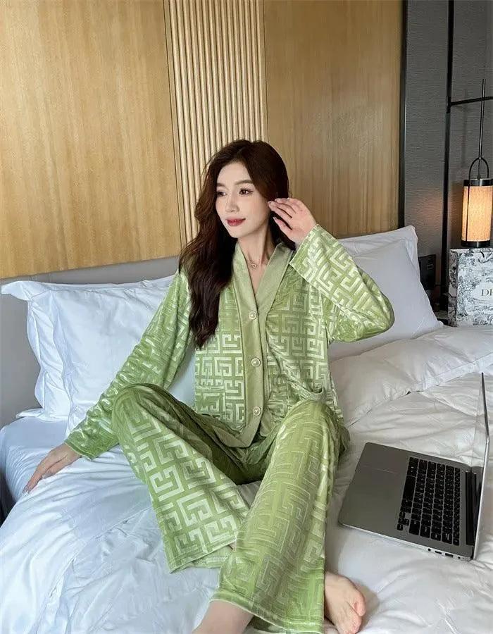 New Gold Velvet Pajamas Women's Suit - MANDOTOS
