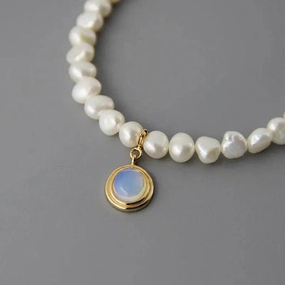 Round Medal Pearl Necklace Irregular Pearl - MANDOTOS