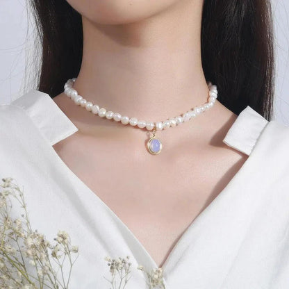 Round Medal Pearl Necklace Irregular Pearl - MANDOTOS